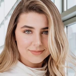 Meet your Posher, Cassy